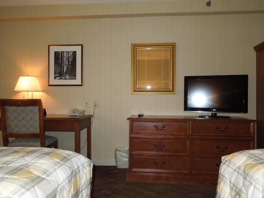 Rockville Centre Inn - Jfk Airport Экстерьер фото