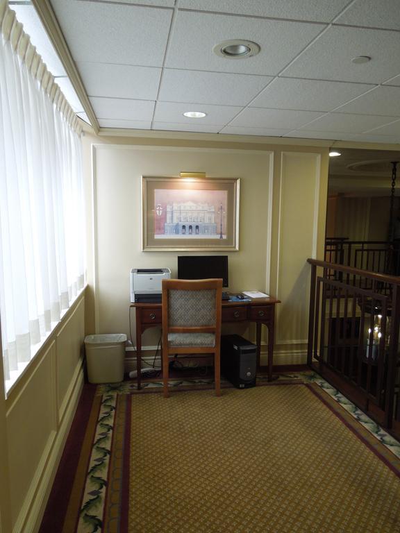 Rockville Centre Inn - Jfk Airport Экстерьер фото